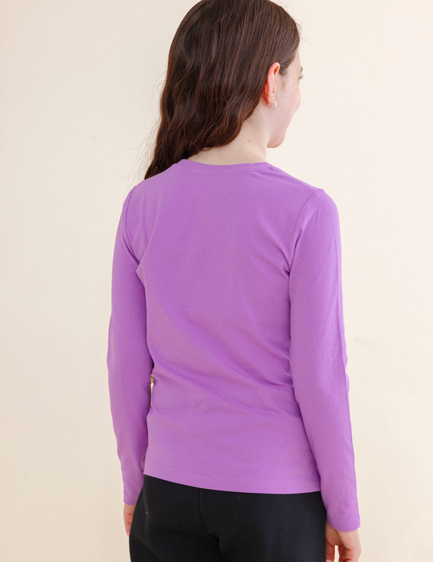 FOX בנות חולצה חולצת בייסיק V לייקרה FOX | חולצת בייסיק V לייקרה | קנה עכשיו