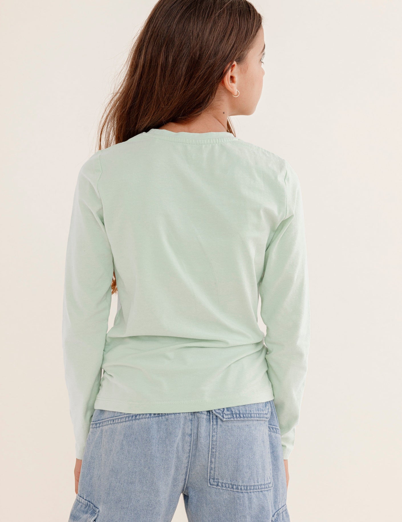 FOX בנות חולצה חולצת בייסיק V לייקרה FOX | חולצת בייסיק V לייקרה | קנה עכשיו