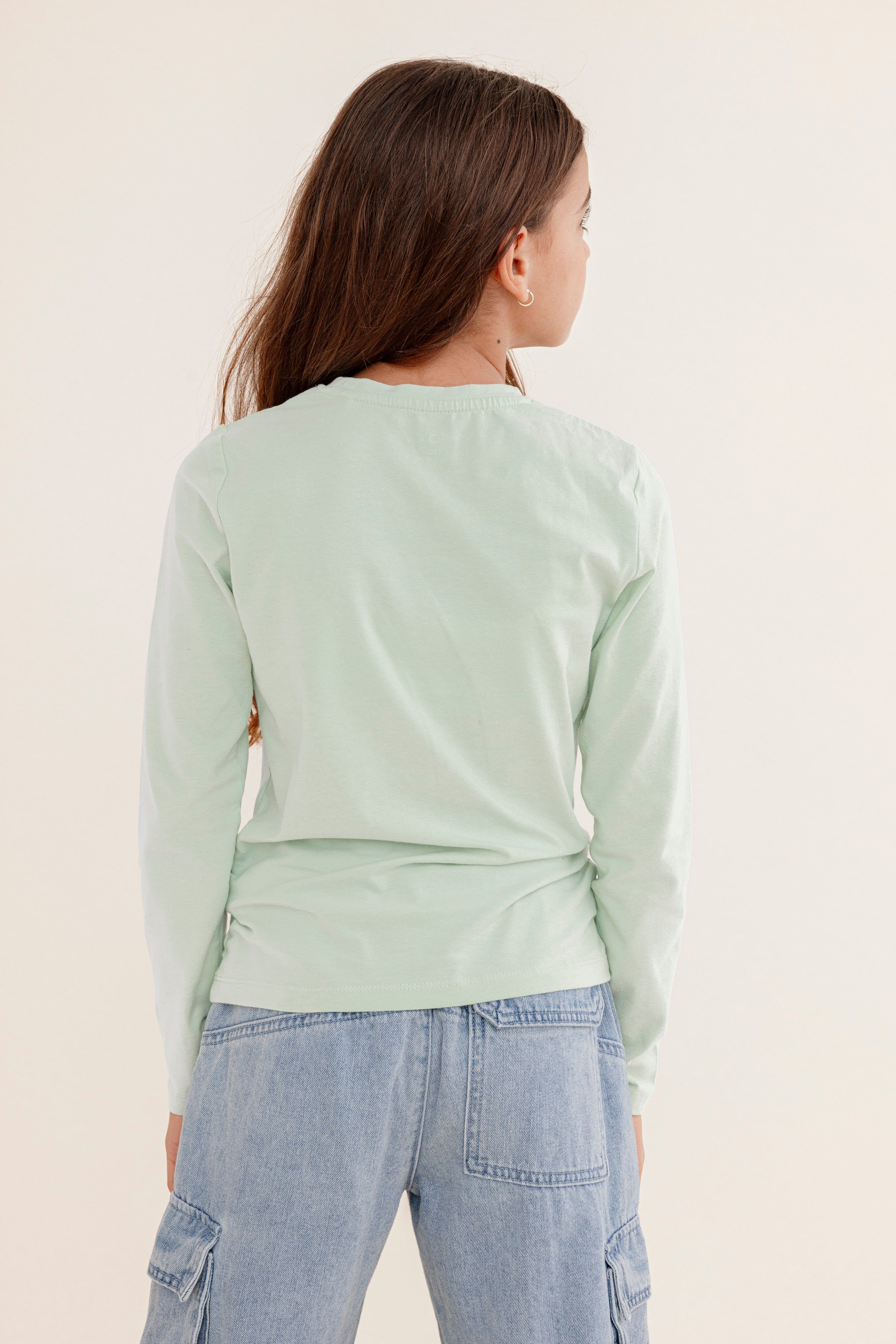 FOX בנות חולצה חולצת בייסיק V לייקרה FOX | חולצת בייסיק V לייקרה | קנה עכשיו