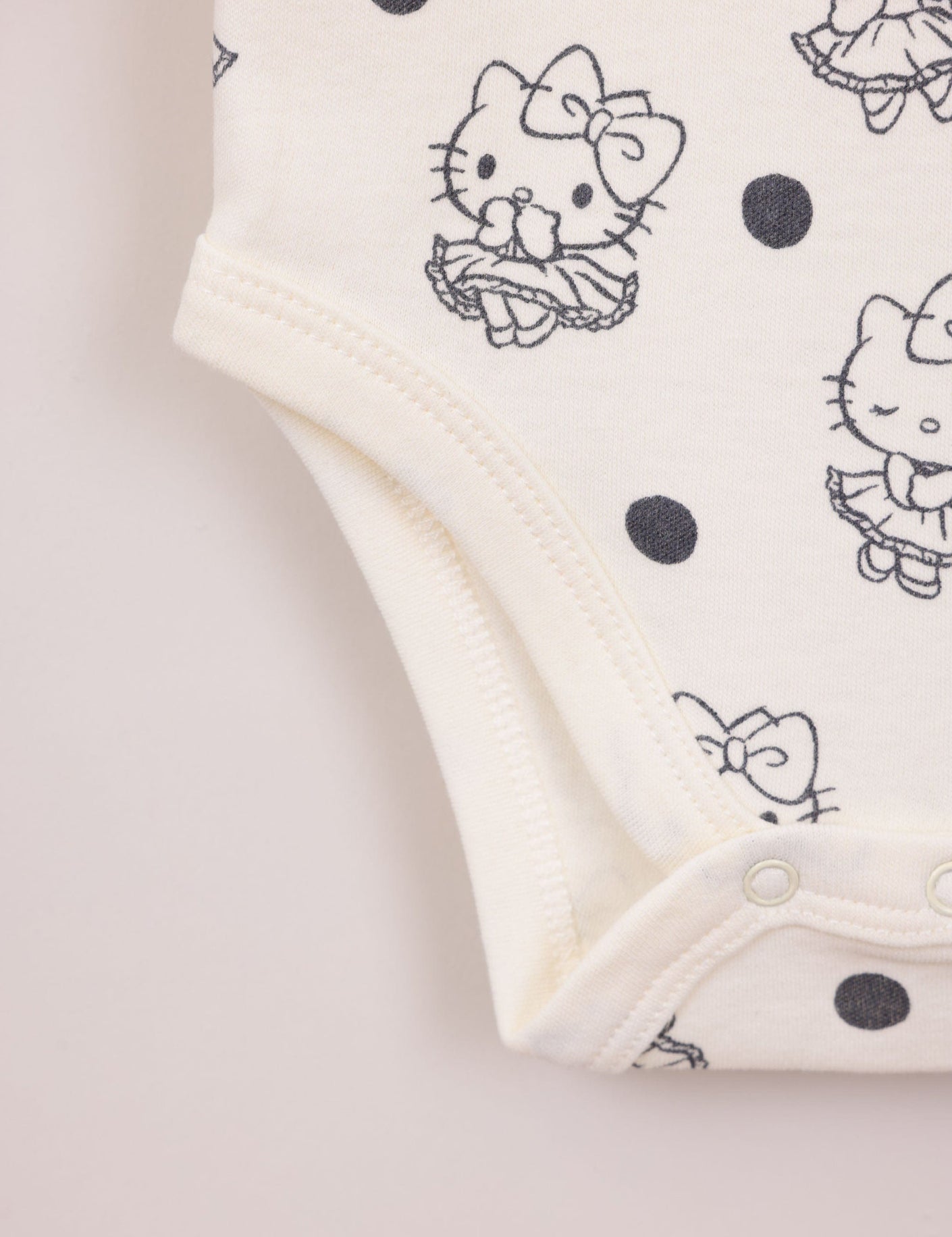 FOX NB אחר מארז סטים הלו קיטי N.B מארז סטים הלו קיטי N.B