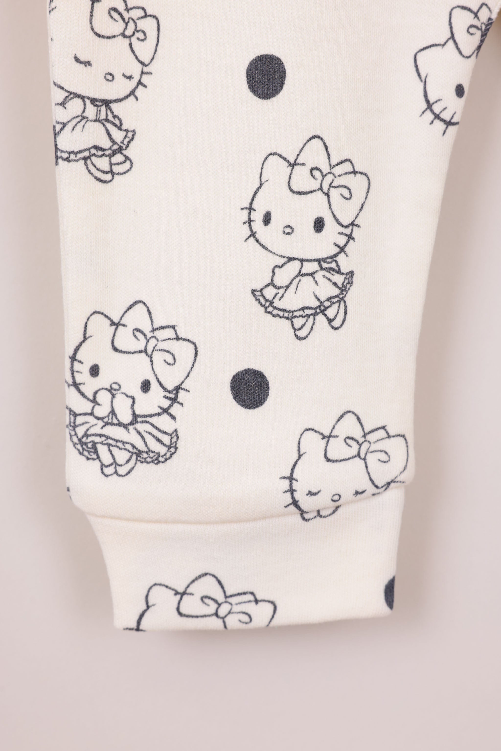 FOX NB אחר מארז סטים הלו קיטי N.B מארז סטים הלו קיטי N.B