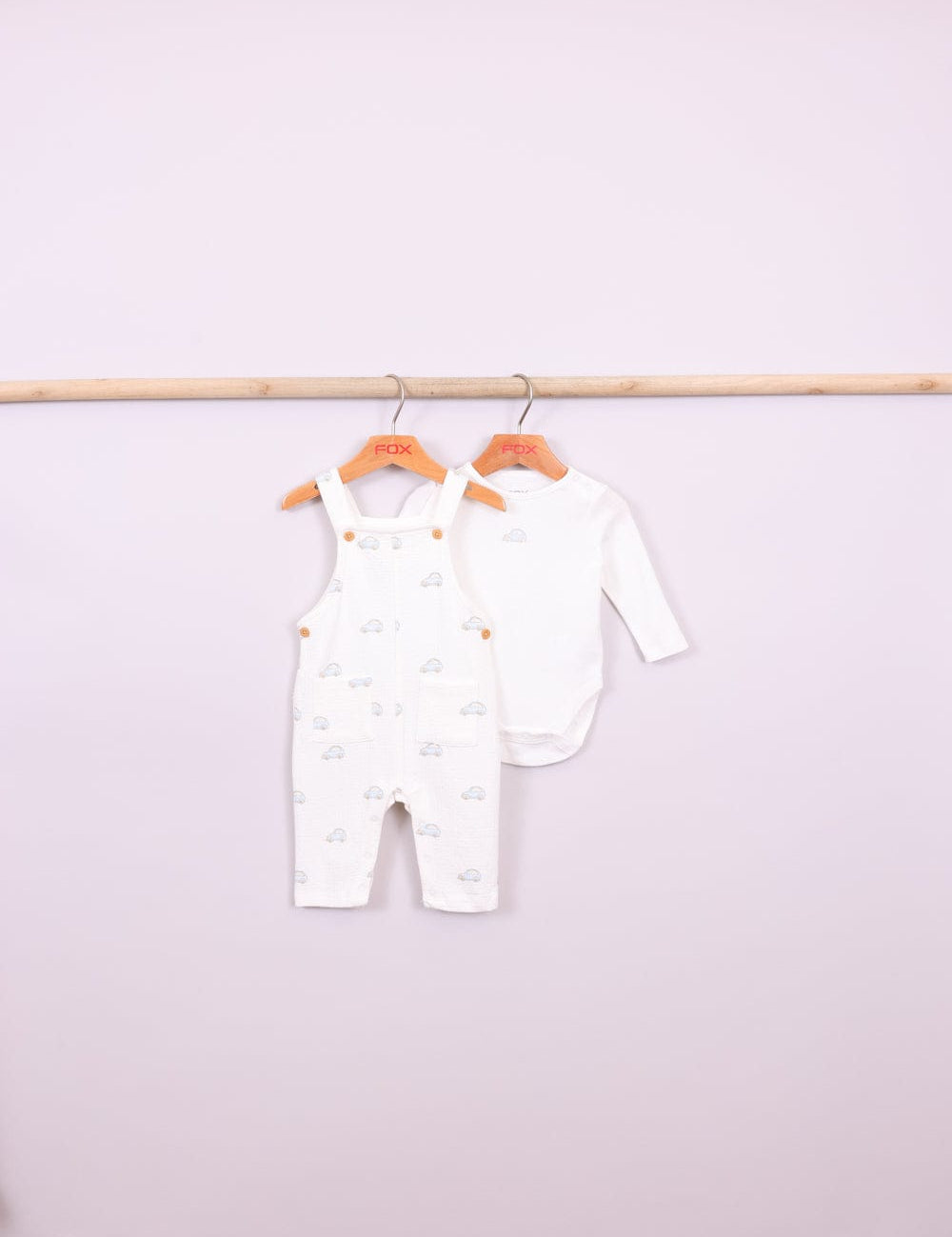 FOX NB אחר סט N.B בגד גוף ואוברול סט N.B בגד גוף ואוברול