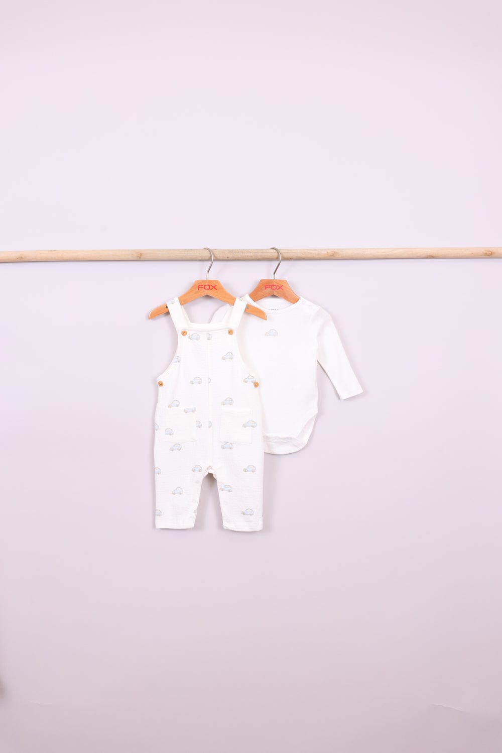 FOX NB אחר סט N.B בגד גוף ואוברול סט N.B בגד גוף ואוברול