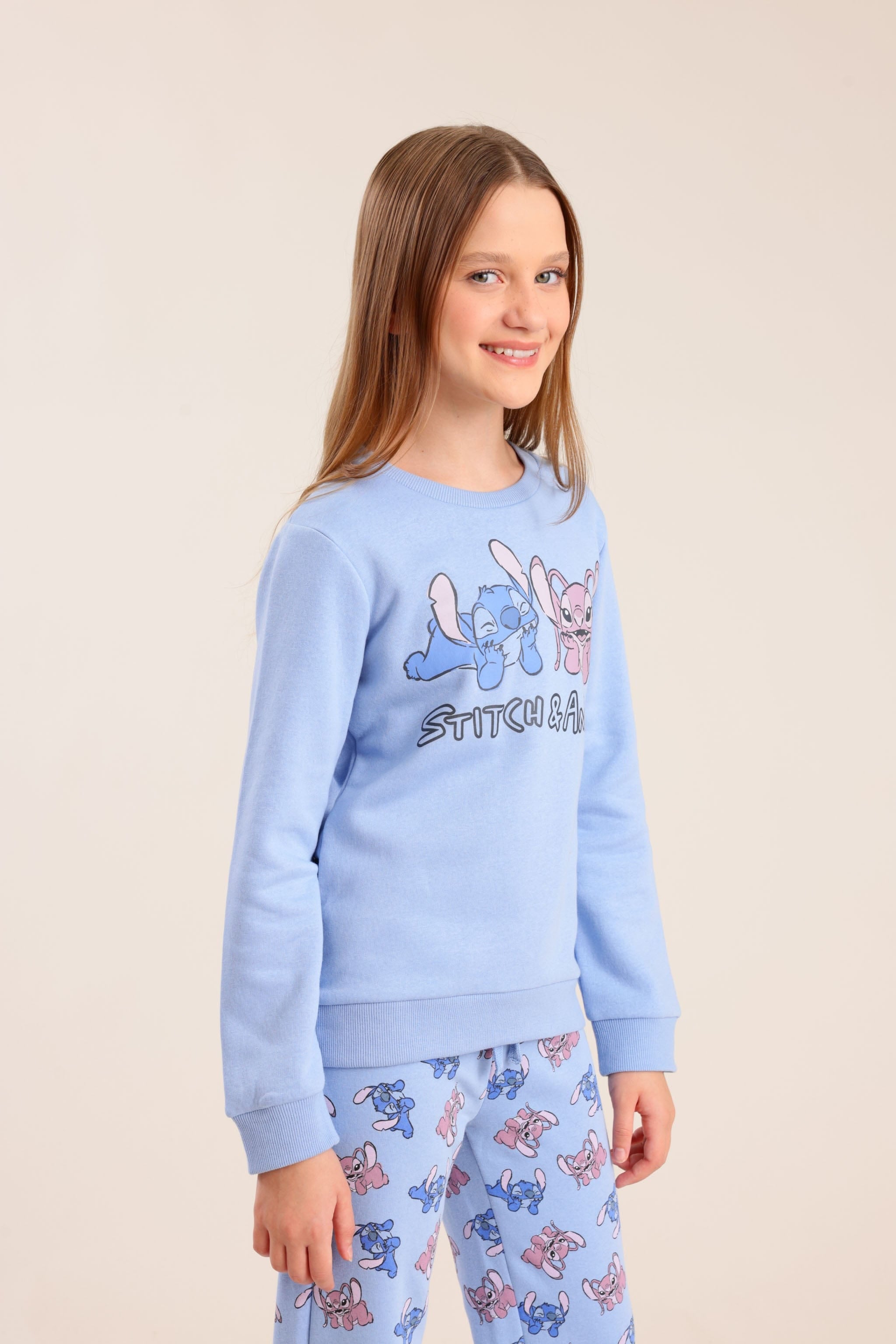 FOX בנות אחר פיג'מה ממותגת סטיץ' פיג'מה ממותגת סטיץ'