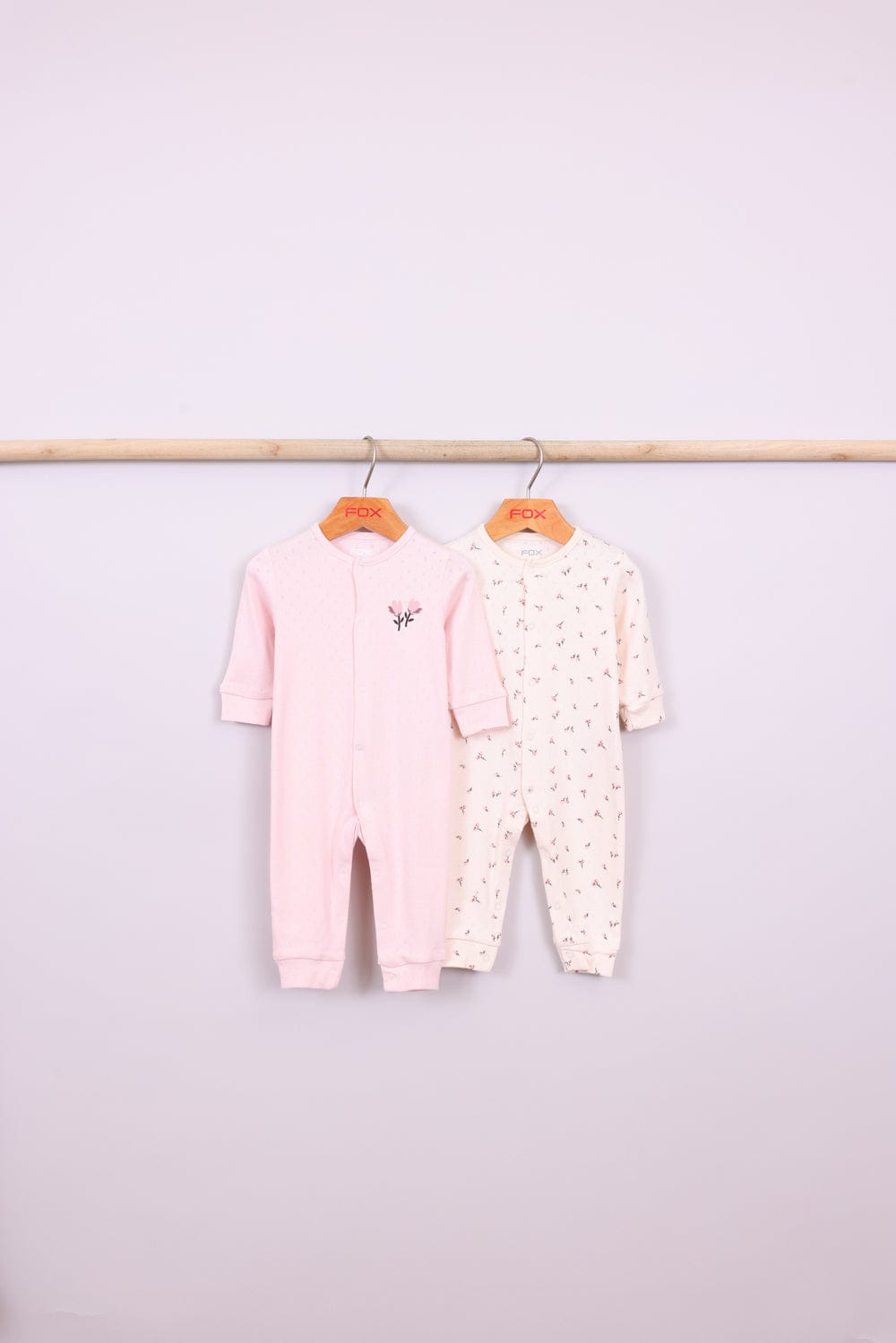 FOX NB אחר זוג אוברולים ללא רגליות זוג אוברולים ללא רגליות