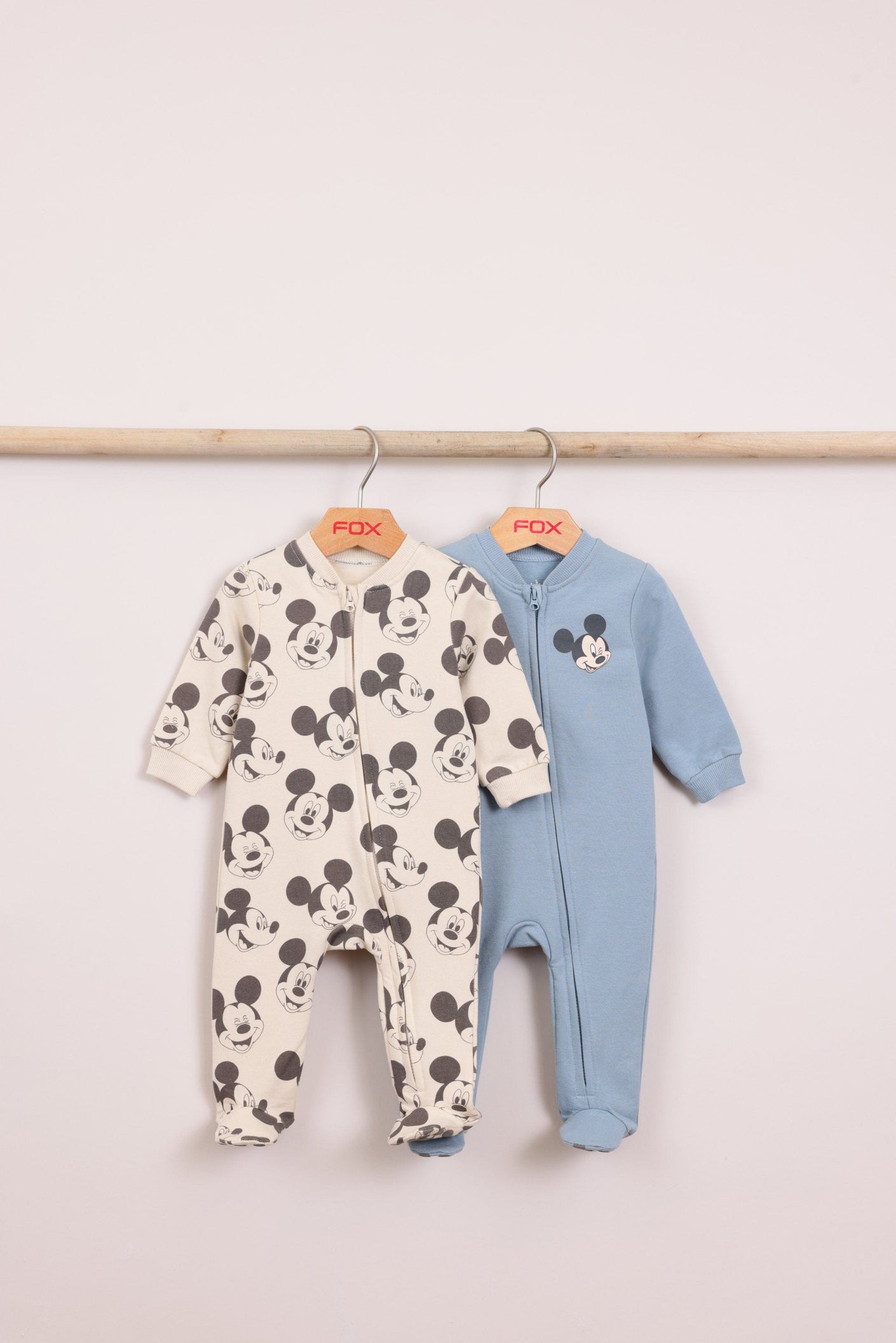 FOX NB אחר מארז 2 אוברולים ממותג דיסני מארז 2 אוברולים ממותג דיסני