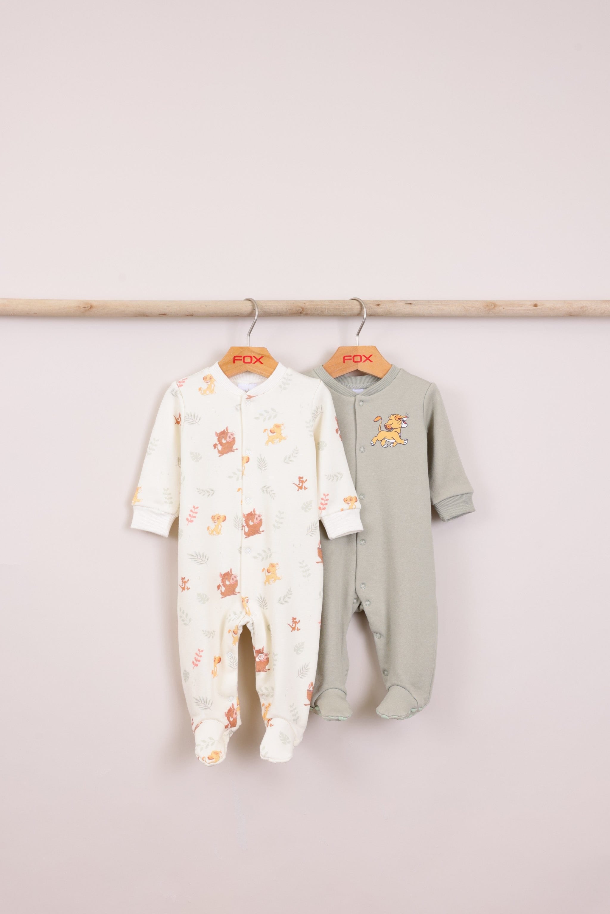 FOX NB אחר מארז 2 אוברולים דיסני מארז 2 אוברולים דיסני