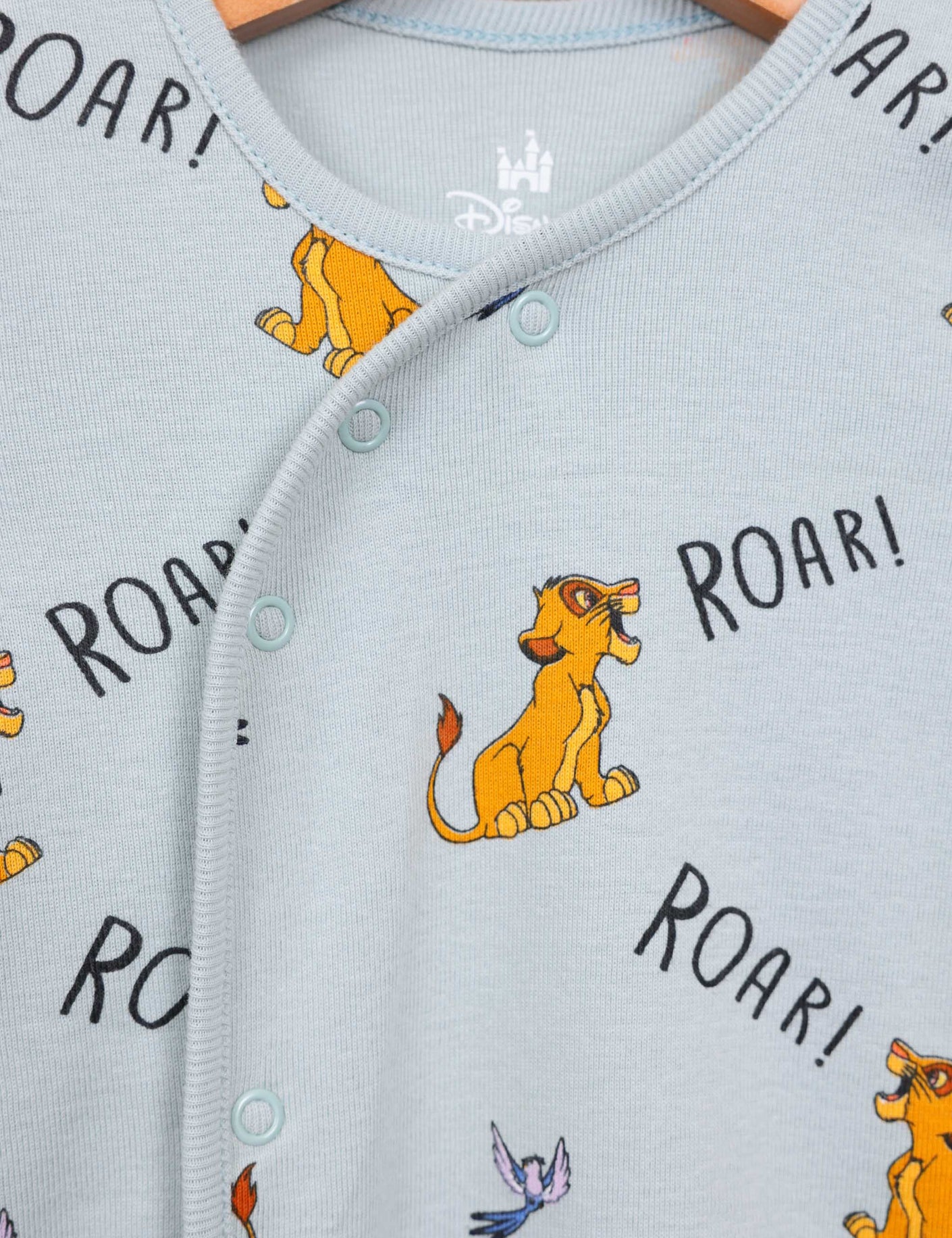 FOX NB אחר אוברול ממותג מלך האריות דיסני אוברול ממותג מלך האריות דיסני