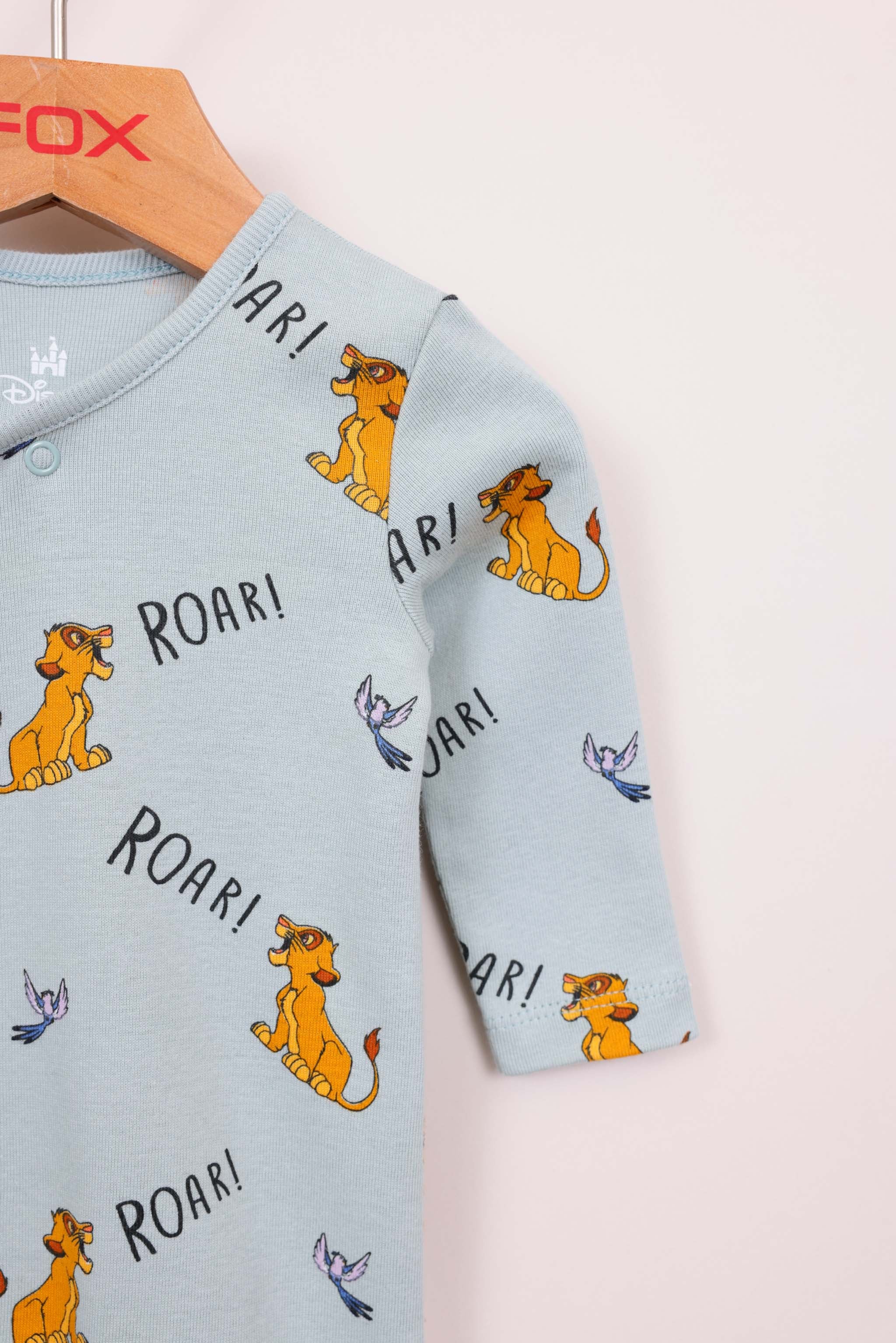 FOX NB אחר אוברול ממותג מלך האריות דיסני אוברול ממותג מלך האריות דיסני