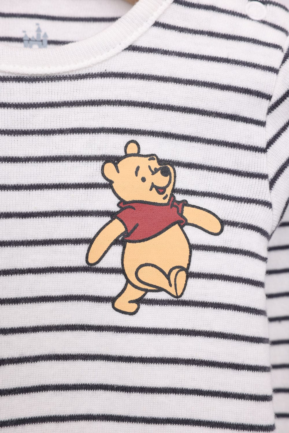 FOX NB אחר בגד גוף ממותג פו הדב דיסני בגד גוף ממותג פו הדב דיסני