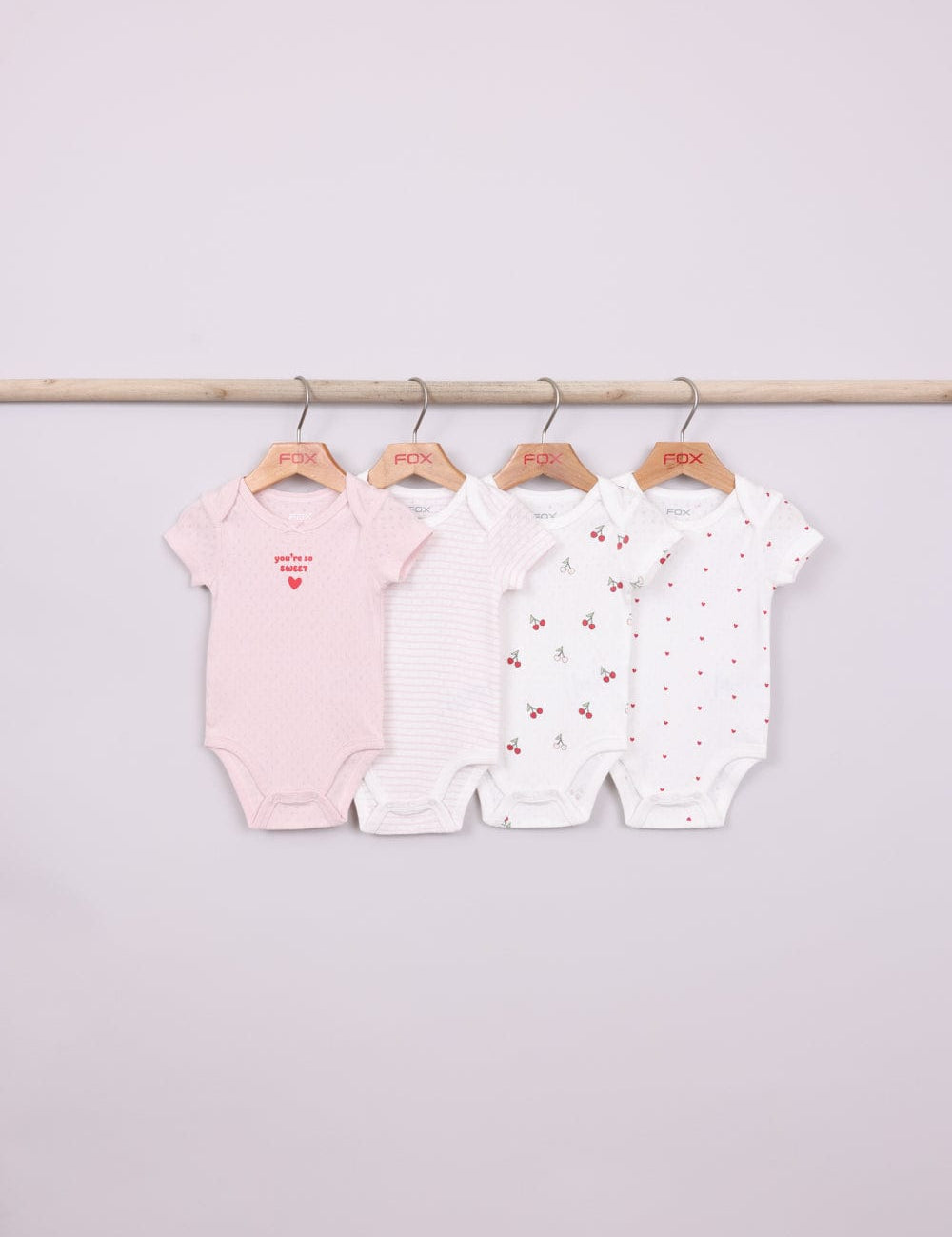 FOX NB אחר 4 בגדי גוף קצרים 4 בגדי גוף קצרים