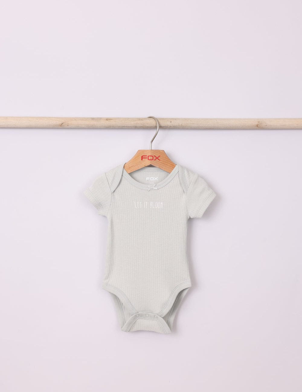 FOX NB אחר 4 בגדי גוף קצרים 4 בגדי גוף קצרים