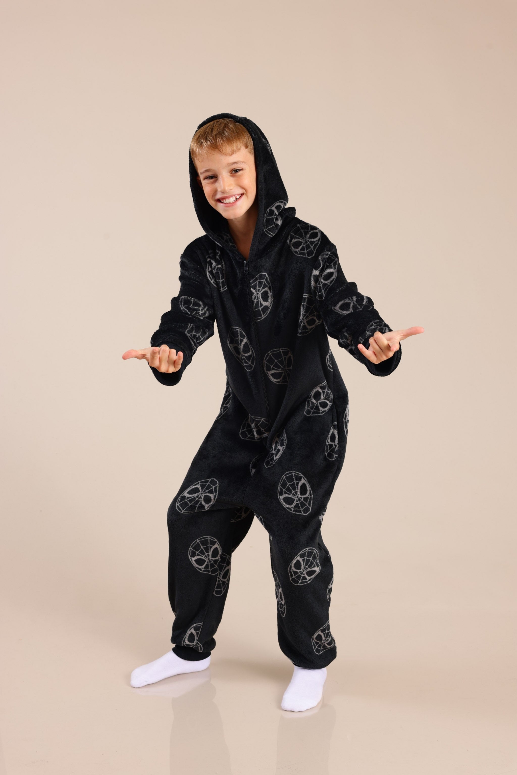 FOX FOX שונות ופנאי ONESIE ממותג ספיידרמן ONESIE ממותג ספיידרמן