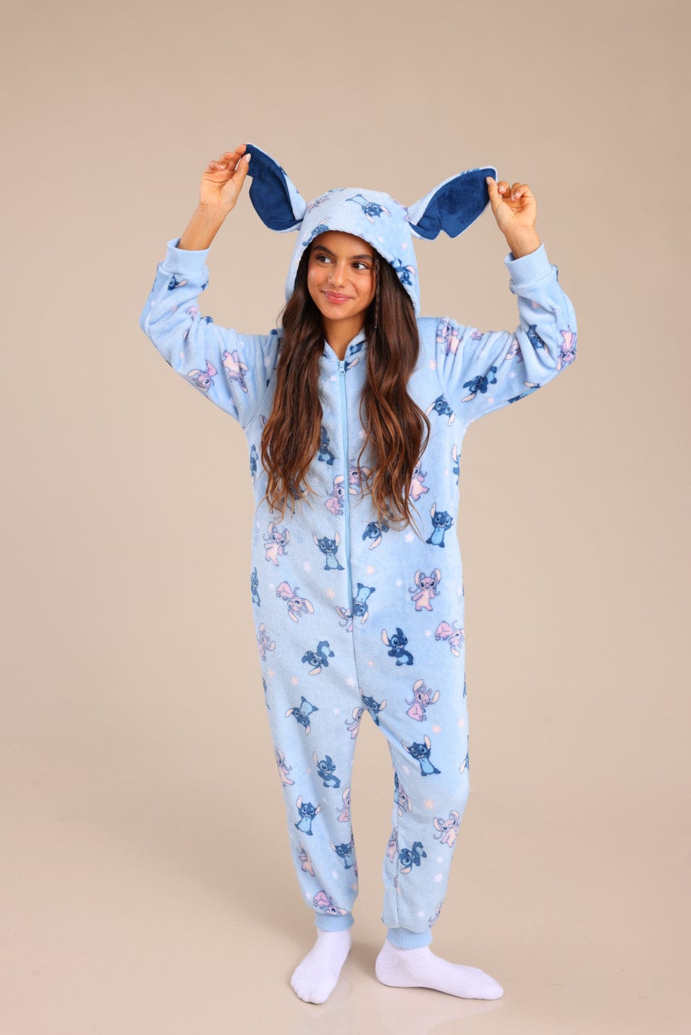 FOX אביזרים שונות ופנאי וואנזי ממותג סטיץ' וואנזי ממותג סטיץ'