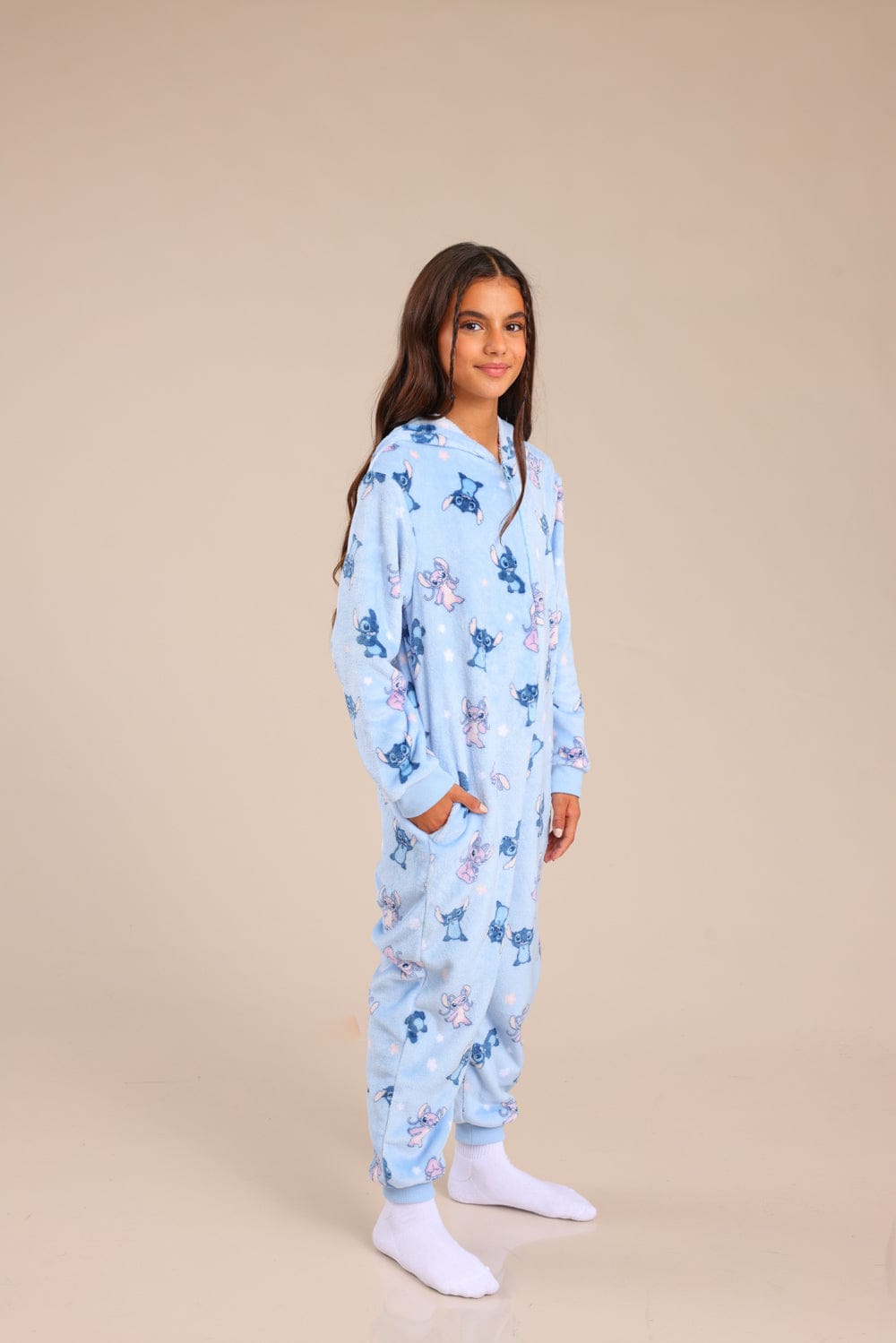 FOX אביזרים שונות ופנאי וואנזי ממותג סטיץ' וואנזי ממותג סטיץ'