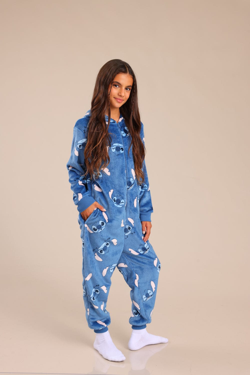 FOX אביזרים שונות ופנאי וואנזי ממותג סטיץ' וואנזי ממותג סטיץ'