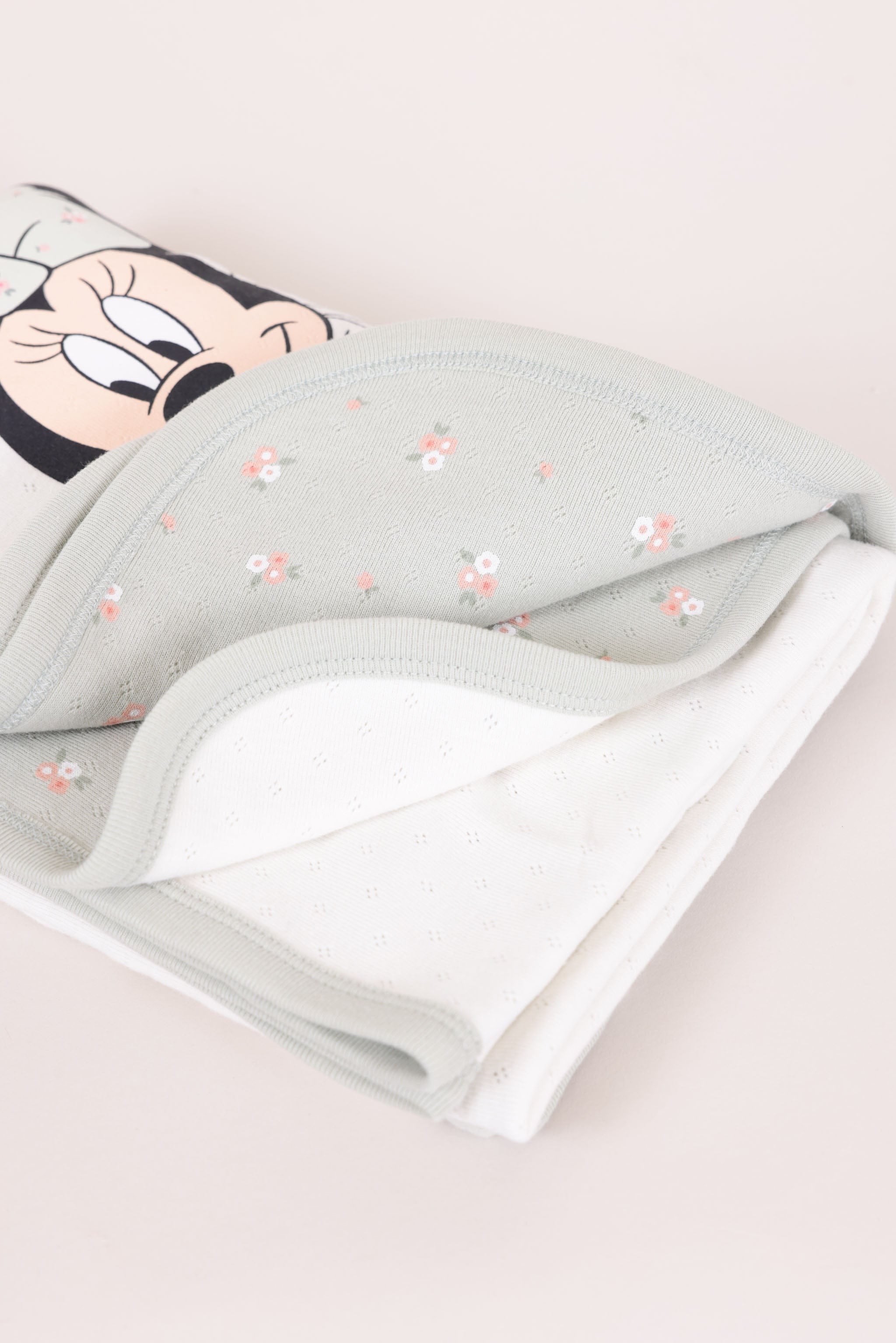 FOX FOX אחר OS שמיכה ממותגת דיסני 2 במארז שמיכה ממותגת דיסני 2 במארז 947785940438