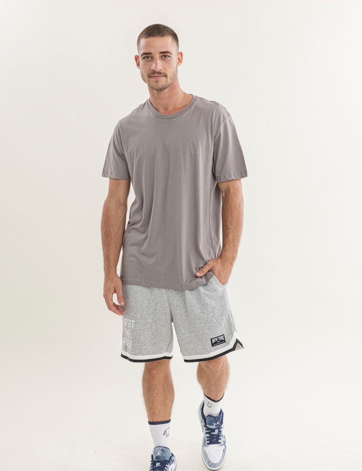 FOX גברים חולצה טישרט בייסיק צווארון עגול FOX | טישרט בייסיק צווארון עגול | קנה עכשיו