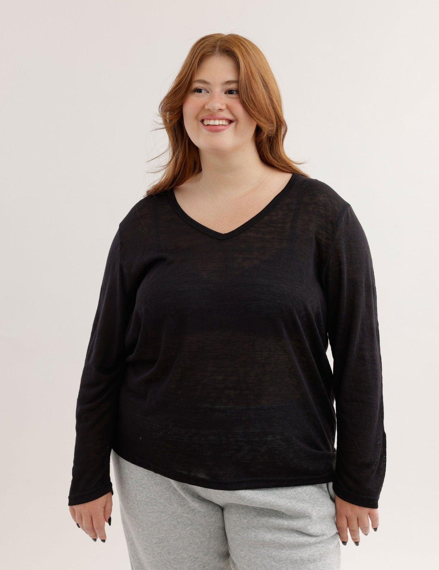 FOX פלאס נשים חולצה חולצת בייסיק צווארון PLUS SIZE | V חולצת בייסיק צווארון PLUS SIZE | V