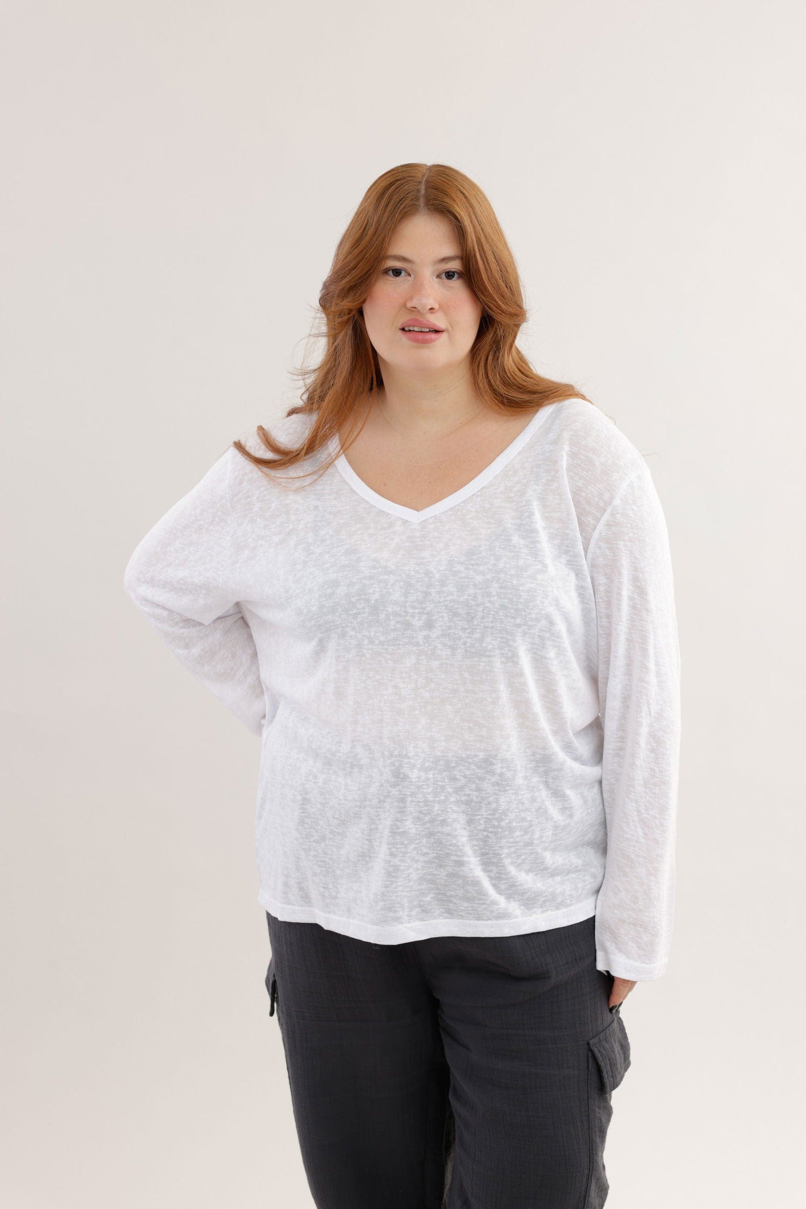 FOX פלאס נשים חולצה חולצת בייסיק צווארון PLUS SIZE | V חולצת בייסיק צווארון PLUS SIZE | V