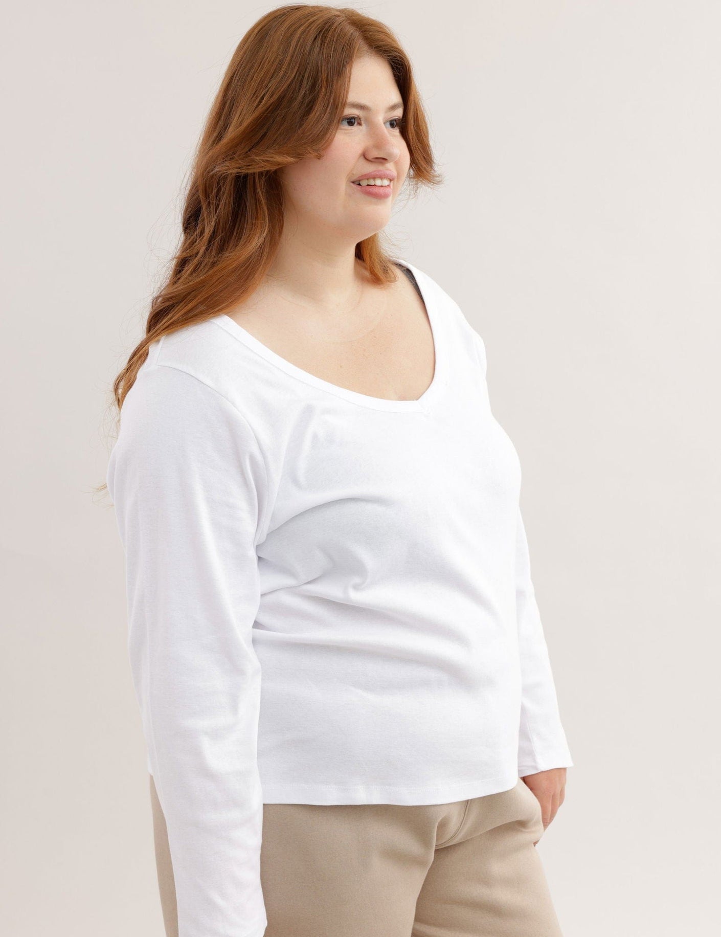 FOX פלאס נשים חולצה חולצת בייסיק צווארון V עמוק | PLUS SIZE חולצת בייסיק צווארון V עמוק | PLUS SIZE